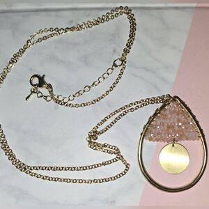 Chic Gold and Pink Pendant Necklace